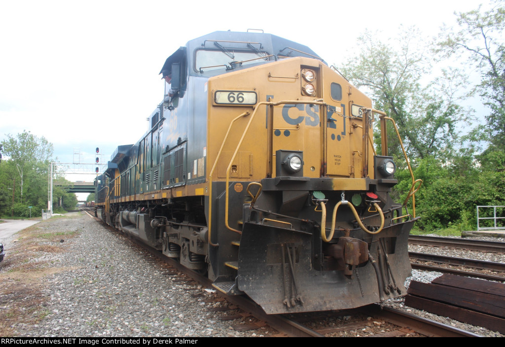 CSX 66 at St Denis